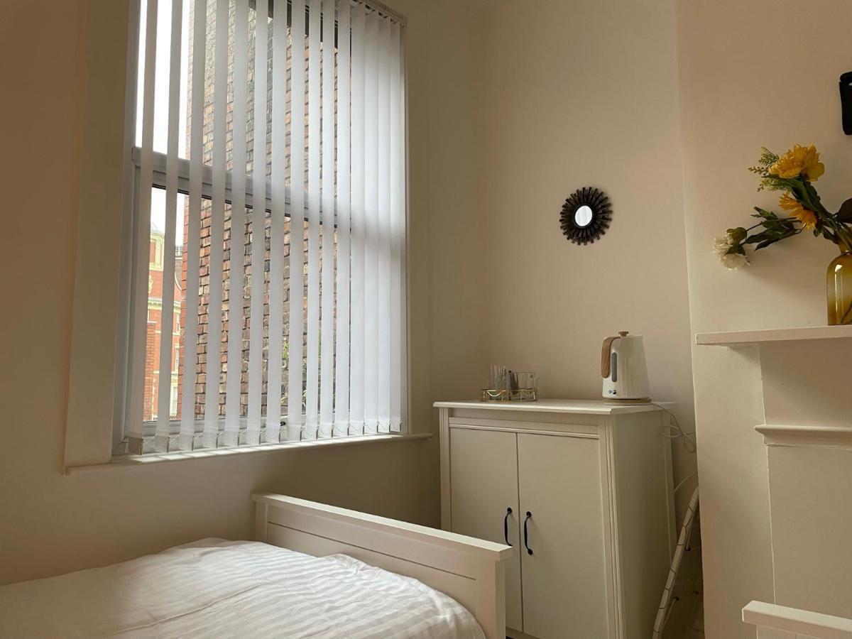 Citystays Rooms With Free Parking Liverpool Exterior foto